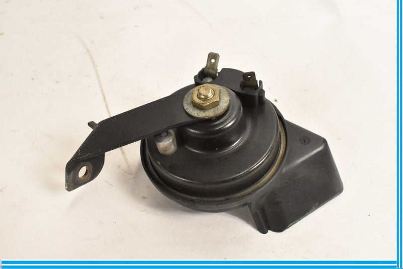 Load image into Gallery viewer, 07-14 Mercedes CL550 S550 W216 High Tone Pitch Horn Signal Alarm Oem
