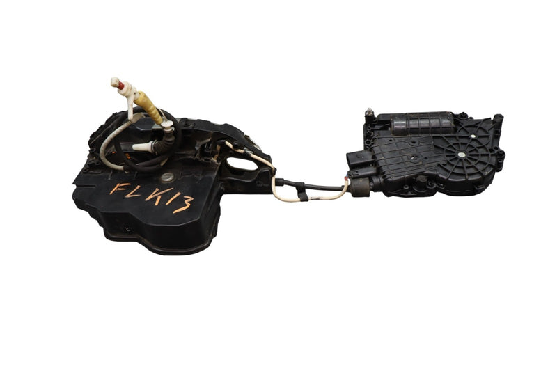 Load image into Gallery viewer, 09-15 BMW F01 750Li Front Left Driver Side Door Lock Latch W/ Soft Close Oem
