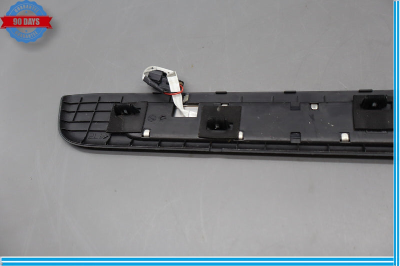 Load image into Gallery viewer, 15-16 Hyundai Genesis Front Right Passenger Side Door Sill Scuff Plate Trim Oem
