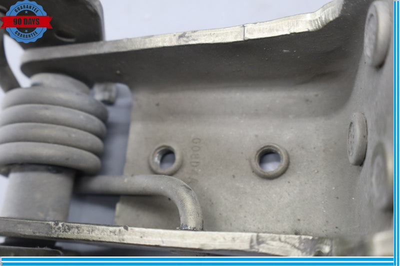 Load image into Gallery viewer, 03-09 HUMMER H2 Front Left Driver Side Hood Hinge 15811696 Oem
