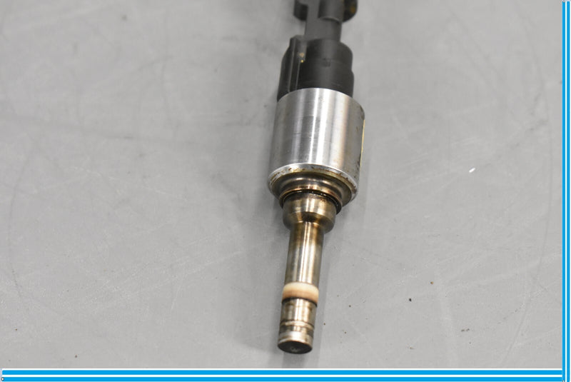 Load image into Gallery viewer, 10-19 Jaguar XJ XJL Range Rover Fuel Injector Only 1 Oem
