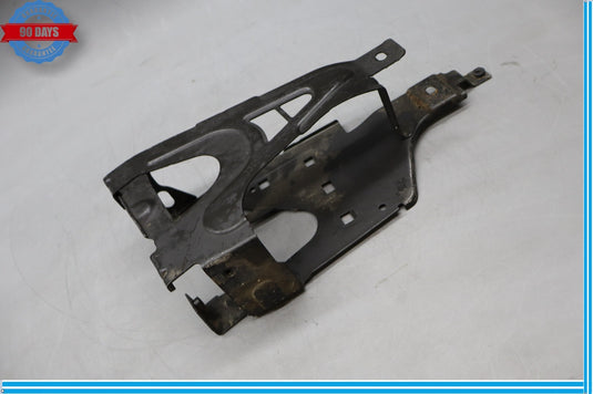 09-15 BMW 750Li xDrive Right Passenger Side Air Intake Channel Duct W/ Brack Oem