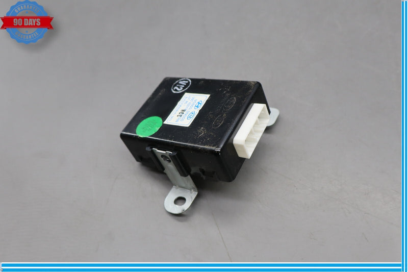 Load image into Gallery viewer, 11-13 Hyundai Equus Rear Window Curtain Shade Control Module 95860-3N000 Oem

