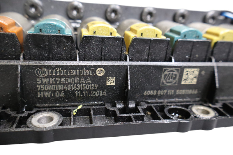 Load image into Gallery viewer, 10-15 Jaguar XJ XKR Automatic Transmission Valve Body Mechatronic 0260550043 Oem
