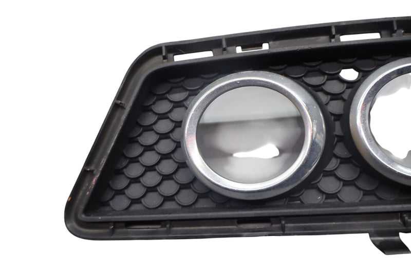 Load image into Gallery viewer, 10-13 Mercedes W212 E550 E350 Front Right Side Bumper Fog Lamp Grille Oem
