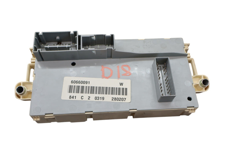 Load image into Gallery viewer, 03-19 Maserati Quattroporte M139 GranTurismo M145 Front Relay Fuse Box Oem
