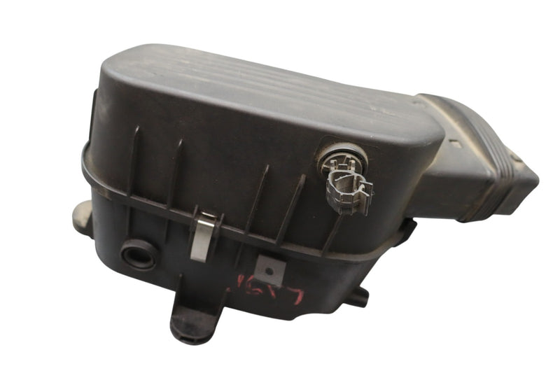 Load image into Gallery viewer, 14-18 Maserati Quattroporte Left Driver Side Engine Air Intake Filter Oem
