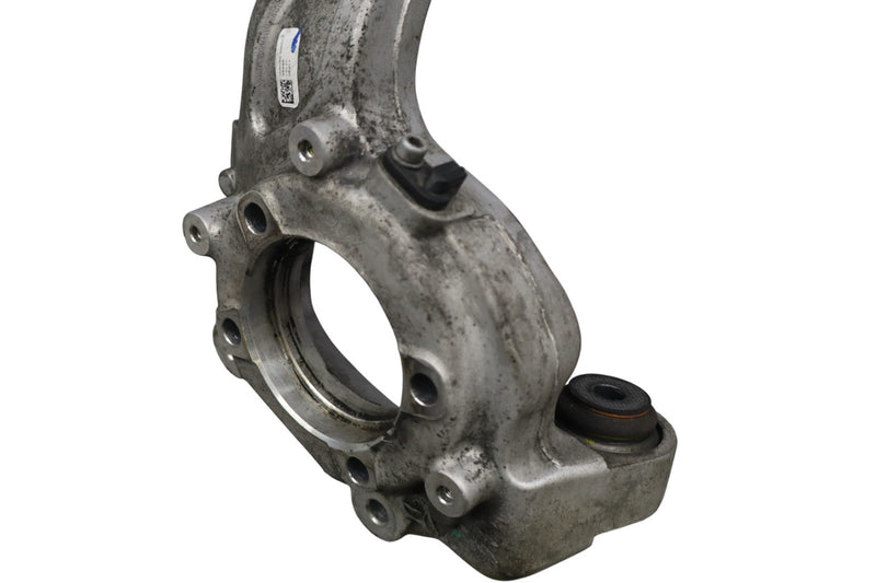 Load image into Gallery viewer, 17-23 Alfa Romeo Giulia Rear Right Passenger Side Wheel Spindle Knuckle Hub Oem

