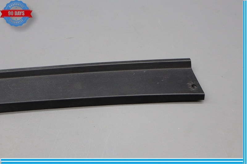 Load image into Gallery viewer, 15-20 Hyundai Genesis Front Left Driver Side Fender Seal Trim Ledge Cover Oem
