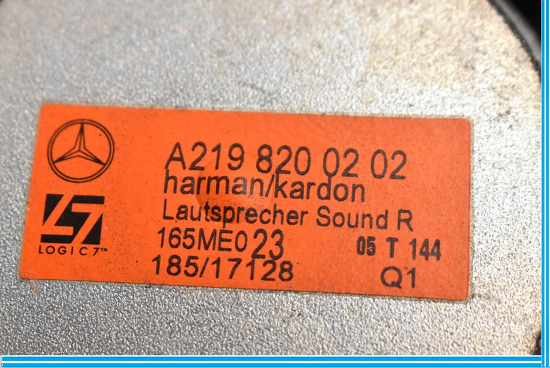 Load image into Gallery viewer, 06-11 Mercedes CLS550 CLS55 AMG W219 Front Right Door Sound Audio Speaker Oem
