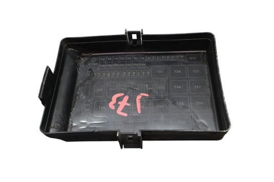 14-19 Maserati Ghibli S 3.0L V6 Front Fuse Relay Box Cover Trim Lid Oem