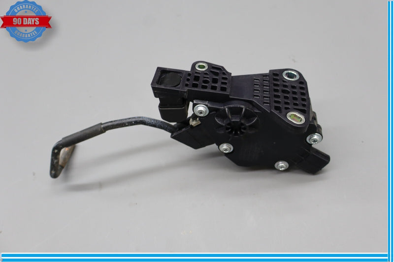 Load image into Gallery viewer, 07-12 Lexus XF40 LS460 Gas Acceleration Pedal Accelerator Sensor 78110-50010 Oem

