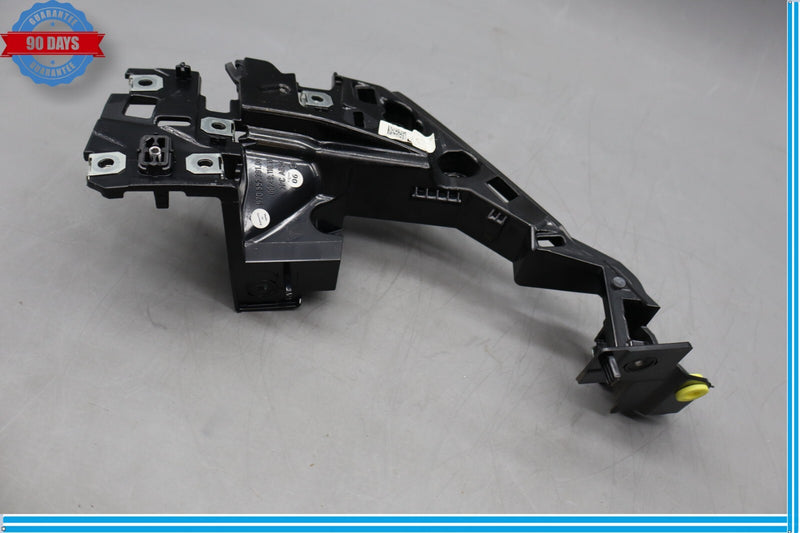 Load image into Gallery viewer, 10-16 Porsche Panamera Front Left Driver Side Dashboard Support Bracket Oem
