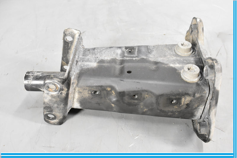 Load image into Gallery viewer, 07-13 Mercedes S550 S600 Front Right Passenger Bumper Reinforcement Bracket Oem
