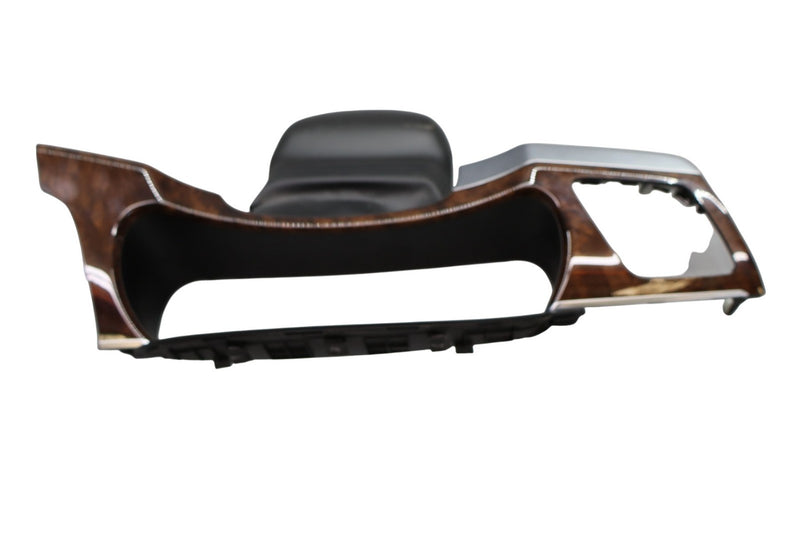 Load image into Gallery viewer, 14-16 Hyundai Equus Speedometer Instrument Cluster Bezel Trim 84790-3N850 Oem
