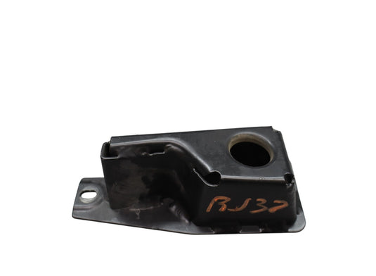 14-20 Maserati Ghibli M157 Front Right Passenger Support Bracket 75211 Oem