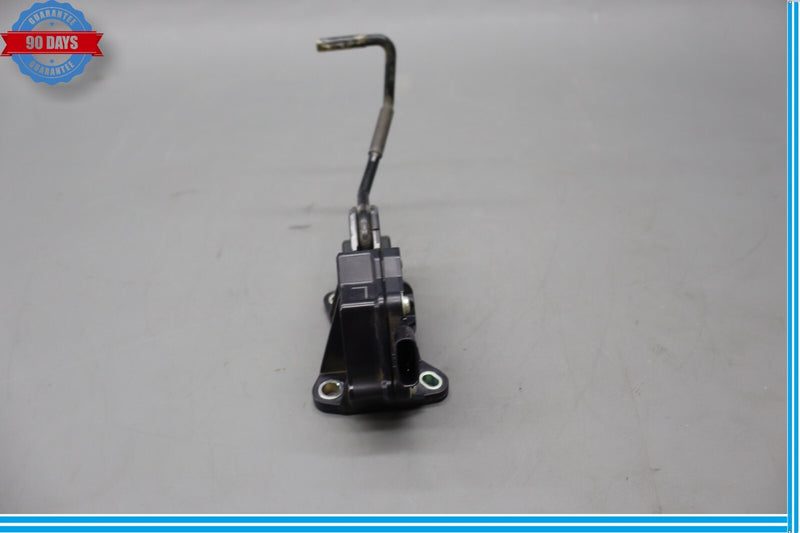 Load image into Gallery viewer, 07-12 Lexus XF40 LS460 Gas Acceleration Pedal Accelerator Sensor 78110-50010 Oem
