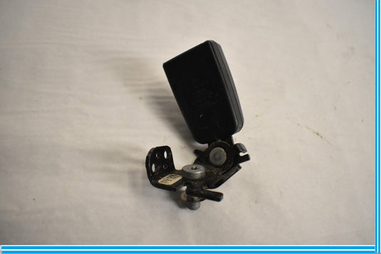 15-20 Mercedes C300 W205 Rear Left Driver Seat Belt Buckle Black Oem
