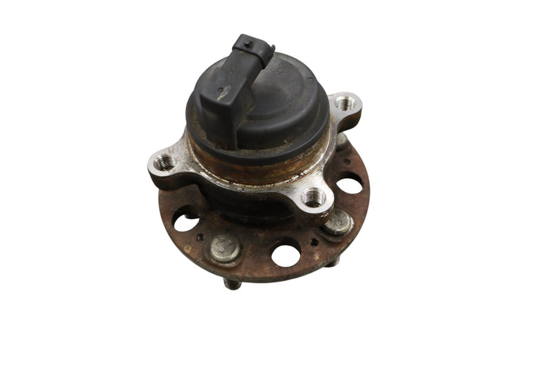 Load image into Gallery viewer, 09-14 Hyundai Genesis Front Left Side Wheel Hub Bearing Assembly 51750-3MXXX Oem
