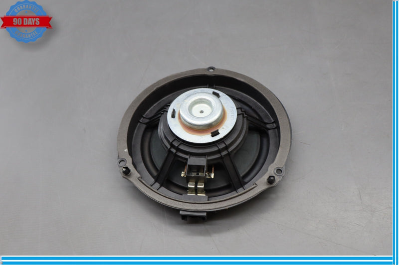 Load image into Gallery viewer, 10-19 Jaguar XJ XJL X351 Rear Right or Left Side Door Bass Sound Speaker Oem
