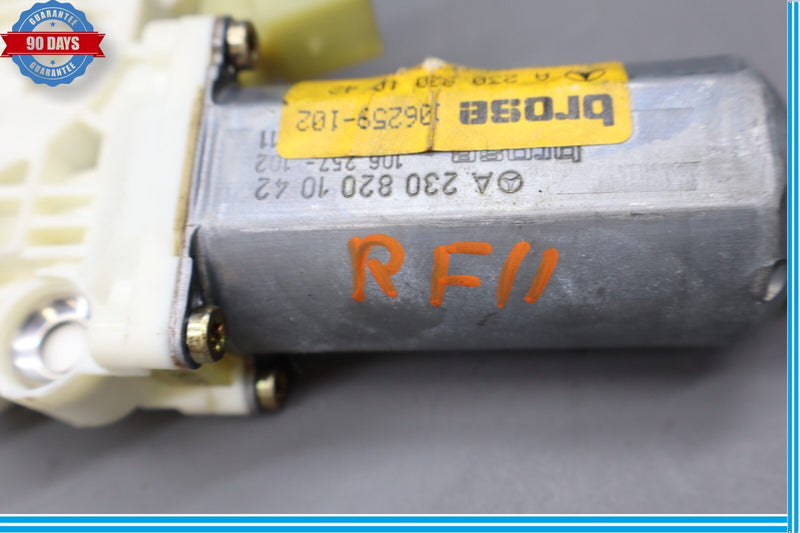 Load image into Gallery viewer, 03-14 Mercedes R230 SL500 SL55 Right Side Window Regulator Motor 2308201042 Oem
