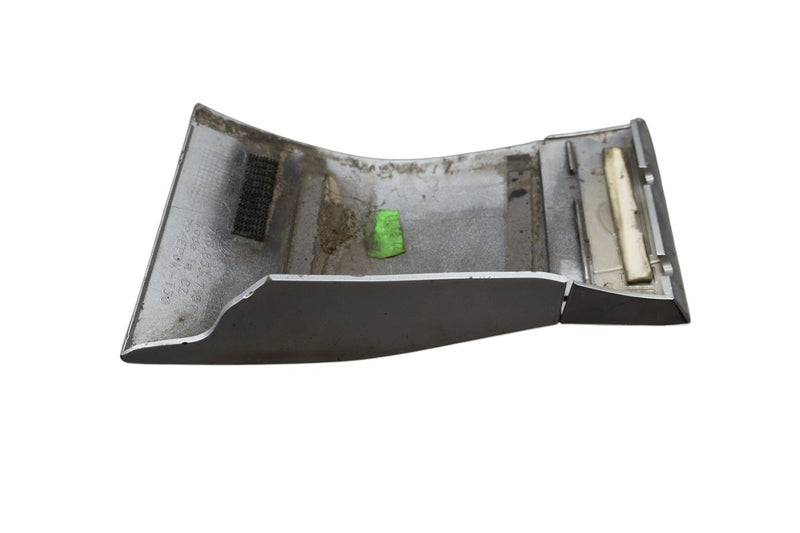 Load image into Gallery viewer, 11-18 Volkswagen Touareg Front Right Fender Trim Molding Chrome 7P6853718C Oem
