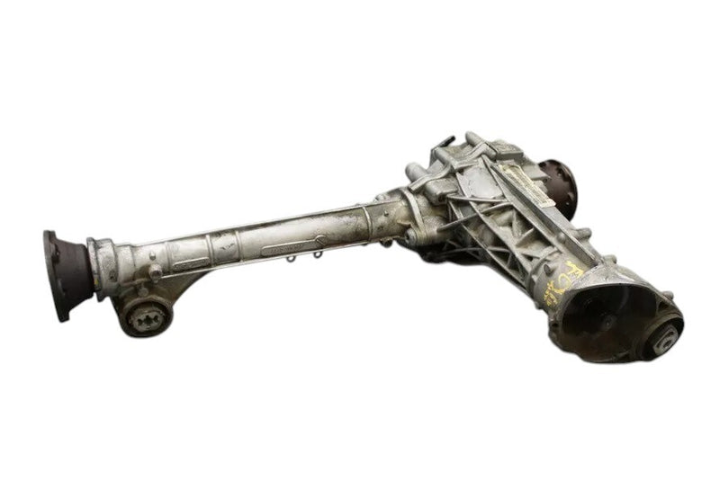 Load image into Gallery viewer, 11-14 Volkswagen VW Touareg Front Differential Axle Carrier Assembly Oem

