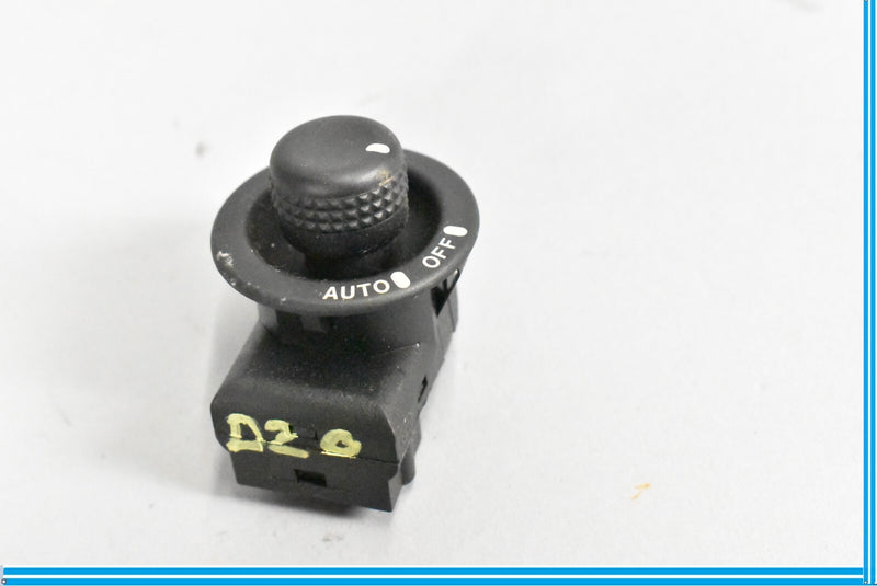 Load image into Gallery viewer, 97-03 Jaguar XK8 XKR X100 Steering Column Tilt Adjustment Switch LNA6465AA Oem
