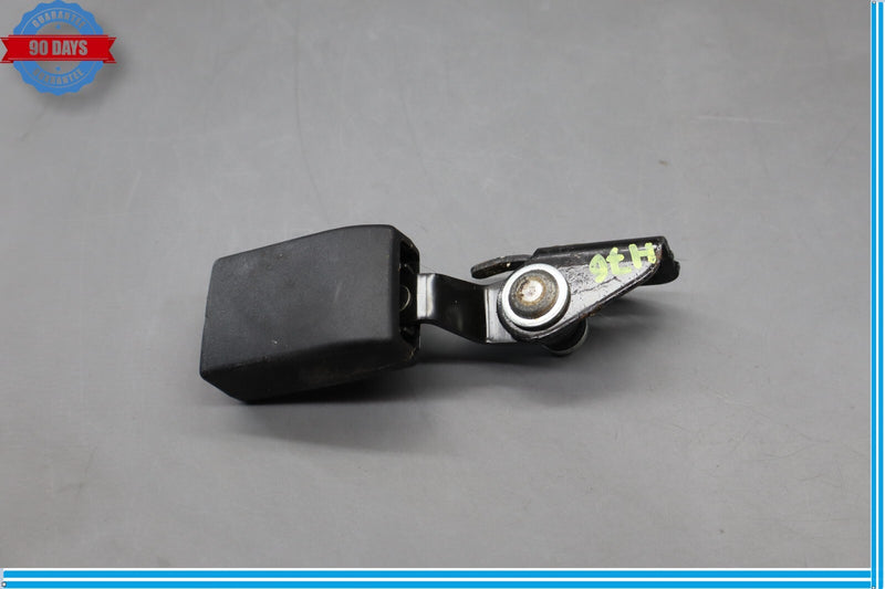 Load image into Gallery viewer, 10-13 Buick Lacrosse CXL Rear Left Driver Side Seatbelt Seat Belt Buckle Oem
