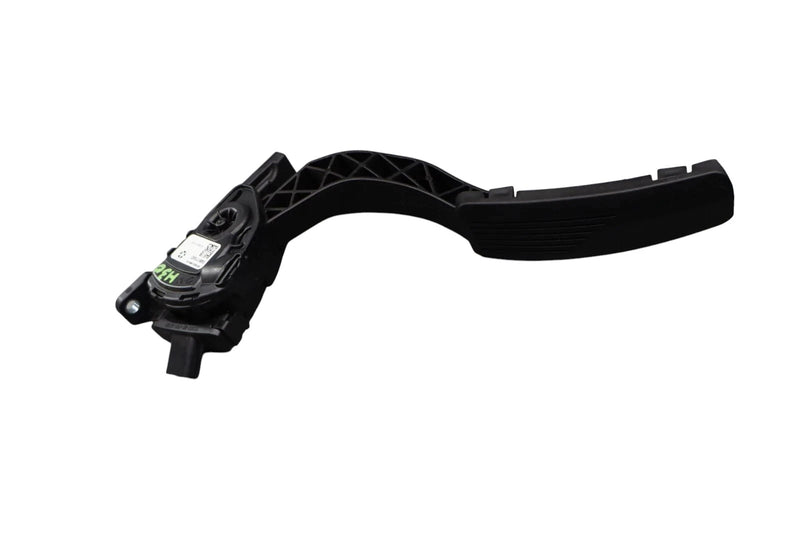 Load image into Gallery viewer, 14-17 Maserati Ghibli Gas Accelerator Acceleration Brake Pedal 04861716AD Oem
