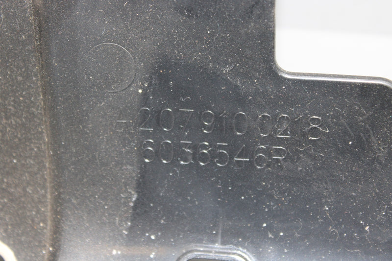 Load image into Gallery viewer, 10-17 Mercedes E350 E550 Front Right Passenger Side Back Panel Seat Cover Oem
