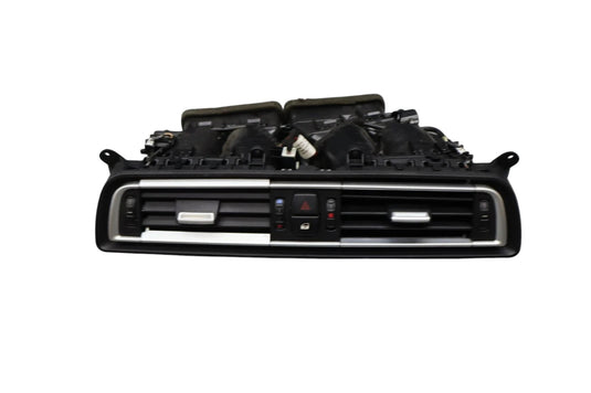 09-15 BMW 750i 750Li Center Dash A/C Air Vent Grille W/ Hazard Lock Switch Oem