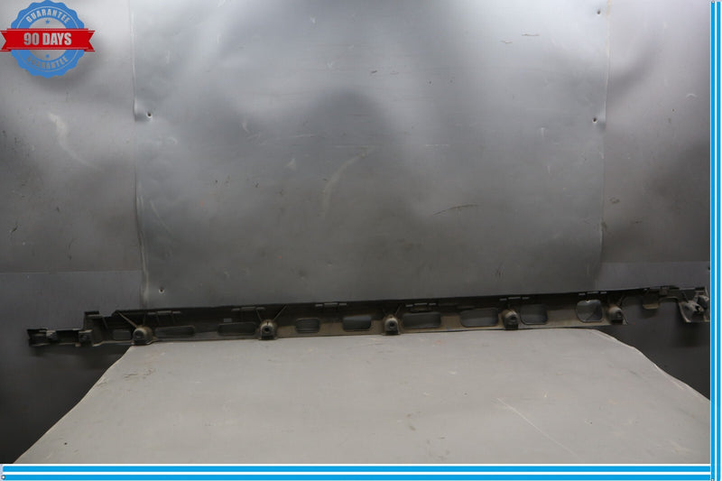 Load image into Gallery viewer, 13-19 Mercedes X166 GL450 Rear Right Passegner Side Rocker Panel Bracket Oem
