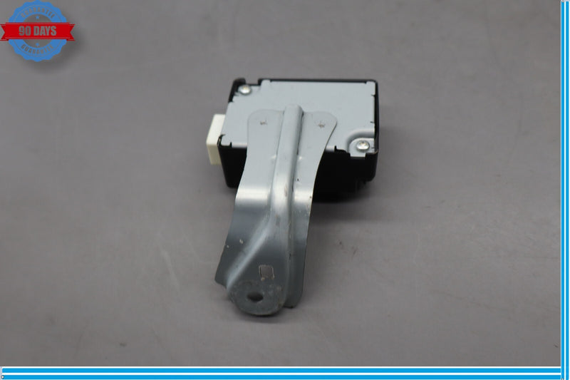 Load image into Gallery viewer, 07-09 Lexus LS460 XF40 Smart Door Keyless Receiver Control Module 8974050061 Oem
