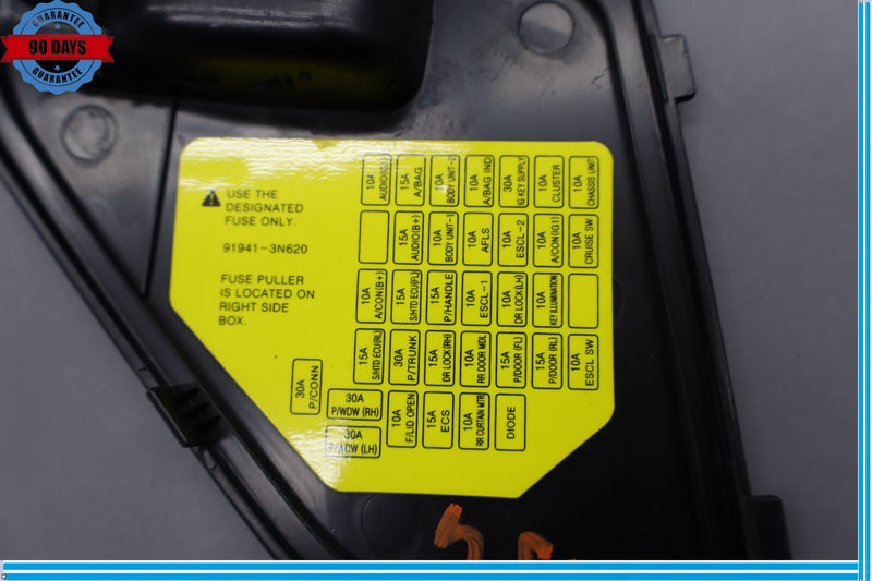 Load image into Gallery viewer, 11-13 Hyundai Equus SIG Left Driver Side Fuse Box Fusebox Cover Trim Oem
