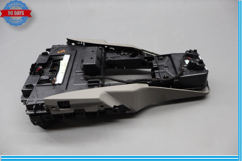 Load image into Gallery viewer, 11-18 Porsche Cayenne S Front Center Console AC A/C Heater Climate Controller Oe
