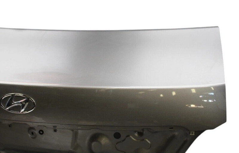 Load image into Gallery viewer, 11-16 Hyundai Equus SIG Rear Trunk Lid Tailgate Cover Panel Assembly Silver Oem
