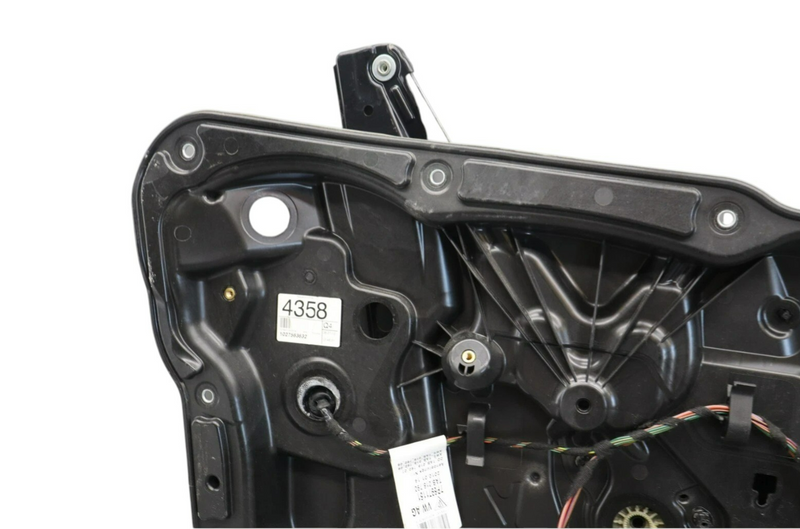 Load image into Gallery viewer, 11-17 Volkswagen Touareg VW Front Left Side Door Window Regulator &amp; Panel Oem
