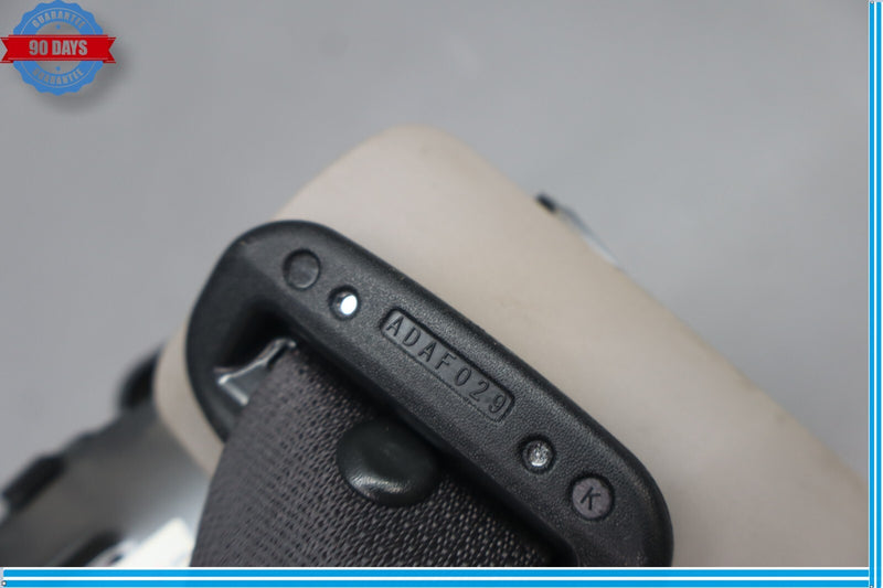 Load image into Gallery viewer, 15-18 Hyundai Genesis Rear Center Seat Belt Seatbelt Dual Buckle 89850B1500 Oem
