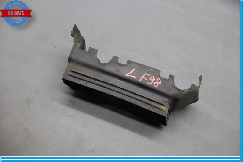 Load image into Gallery viewer, 11-17 Volkswagen Touareg Front Left Driver Side Bumper Air Duct Guide Oem
