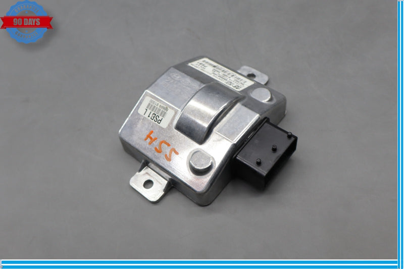 Load image into Gallery viewer, 15-19 Hyundai Genesis Sedan G80 Front Dash PRE Seatbelt Control Module Oem
