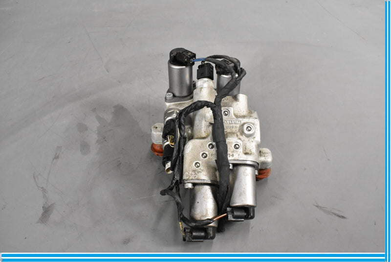 Load image into Gallery viewer, 09-12 BMW 750i 750Li F01 F02 Dynamic Adaptive Drive Distribution Valve Block Oem
