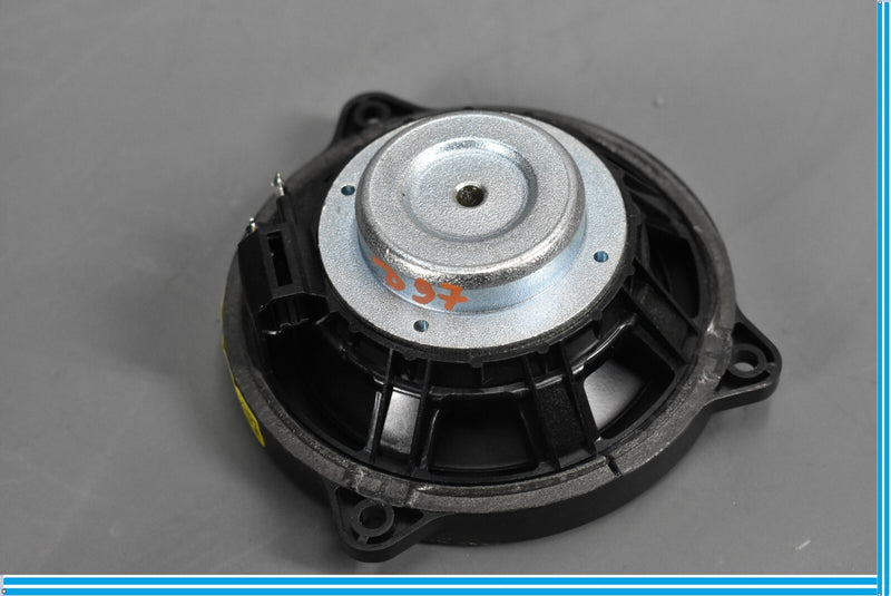 Load image into Gallery viewer, 18 - 20 Jaguar E-Pace Dash Board Dashboard Audio Sound Speaker Oem
