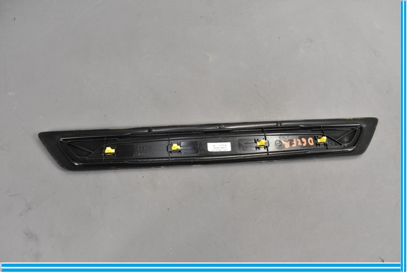 Load image into Gallery viewer, 12-18 BMW 320i 328i 428i F30 Front Right Door Sill Step Scuff Plate 7263315 Oem
