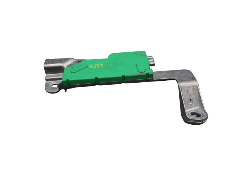 Load image into Gallery viewer, 03-09 Mercedes CLS550 E500 Rear Right Side Amplifier Antenna Control ECU Oem
