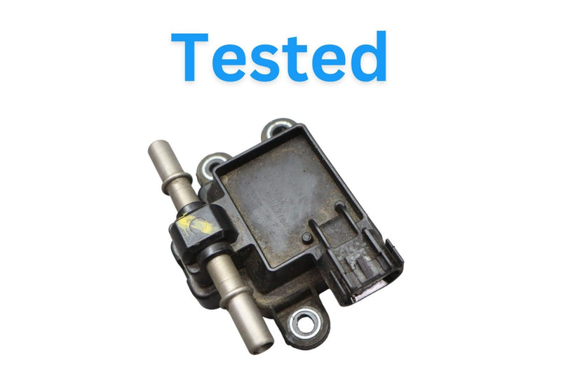 Load image into Gallery viewer, 14-22 Land Rover Range Rover L405 Fuel Gas Pressure Sensor CPLA9C086AA Oem
