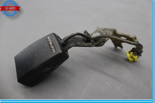 10-17 Mercedes W207 E350 E550 Rear Left Driver Side Seat Belt Buckle Oem
