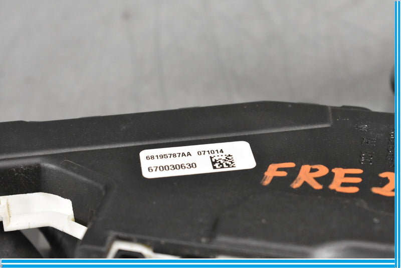 Load image into Gallery viewer, 14-17 Maserati Ghibli Front Right Passenger Side Door Lock Latch Actuator Oem

