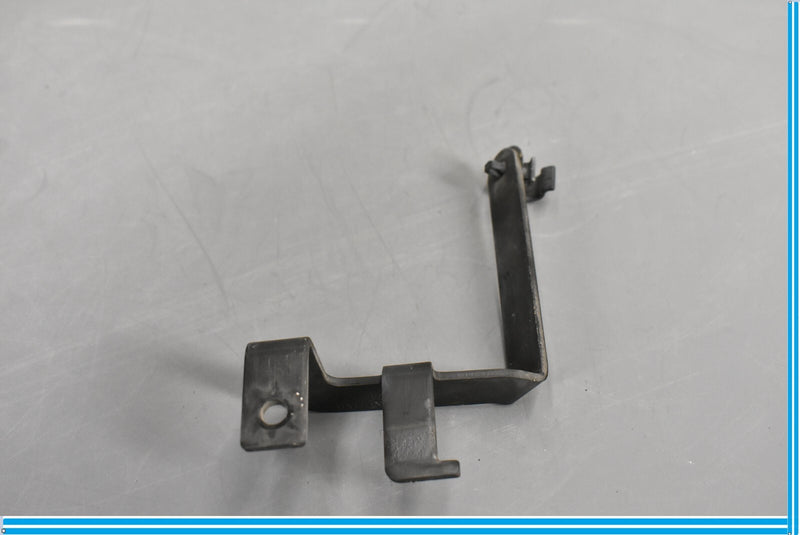 Load image into Gallery viewer, 09-15 Jaguar XJ XJL Front Lower Bracket Mount Hanger Support Oem
