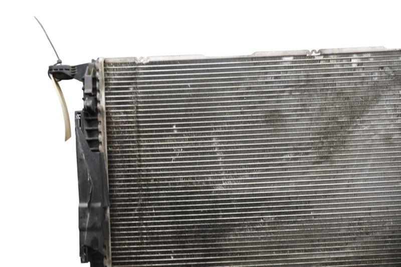 Load image into Gallery viewer, 09-16 Audi A7 A6 Quattro Engine Motor Cooling Coolant Radiator 8K0121251H Oem
